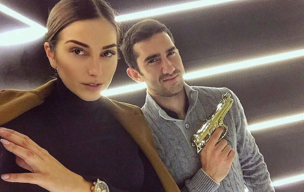 Александра Богданска живее като принцеса с новия си приятел, забрави Лудия Репортер